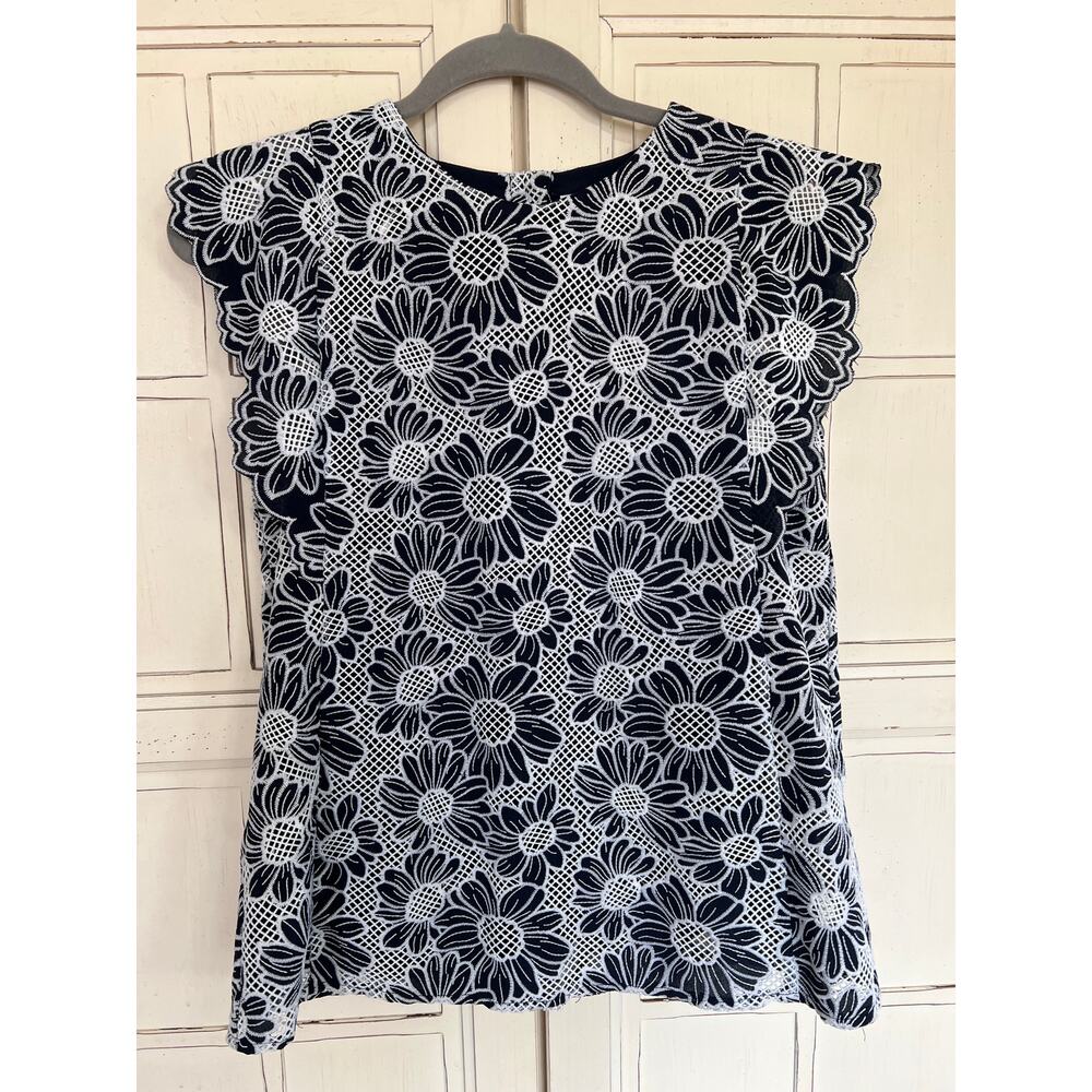 Jade Melody Tam size XS navy & white embroidered top buttons in back